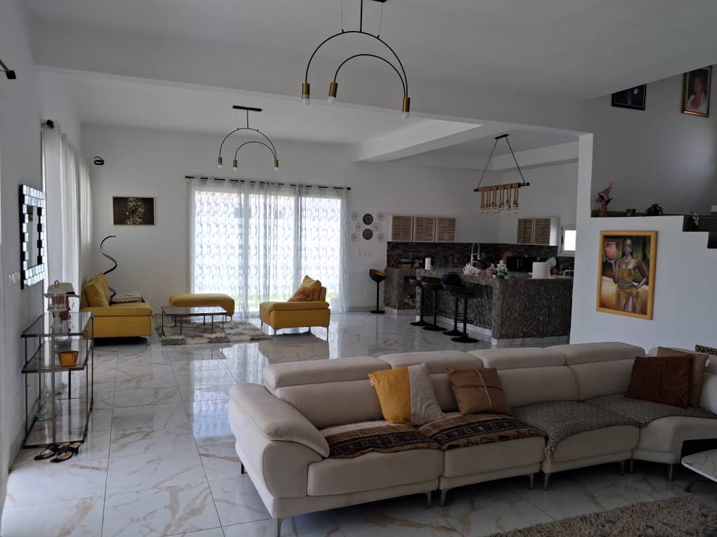 villa à louer aux 2 plateaux